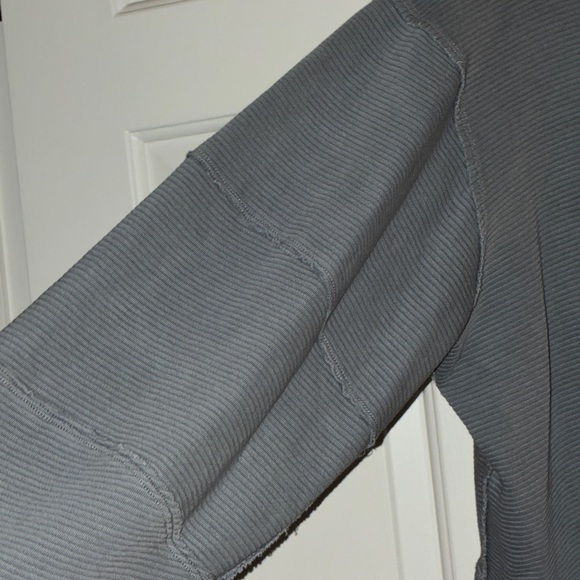 Women's Gray Ribbed Top - Picture 3 of 12